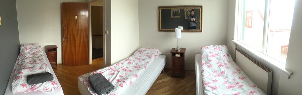 Litla Guesthouse Isafjordur Номер фото