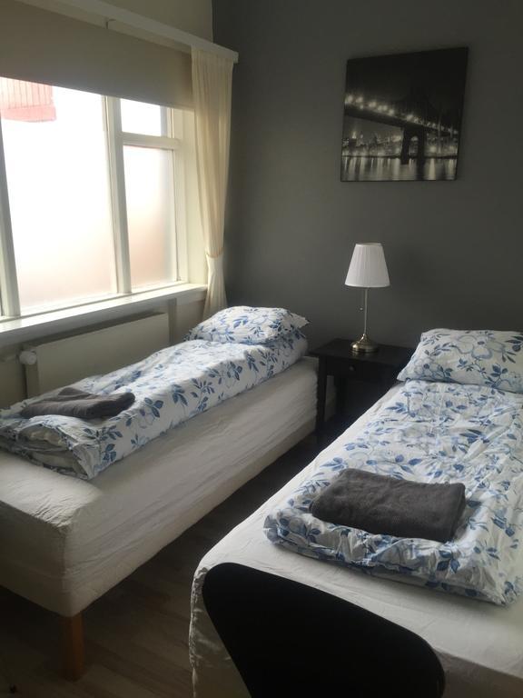 Litla Guesthouse Isafjordur Екстер'єр фото